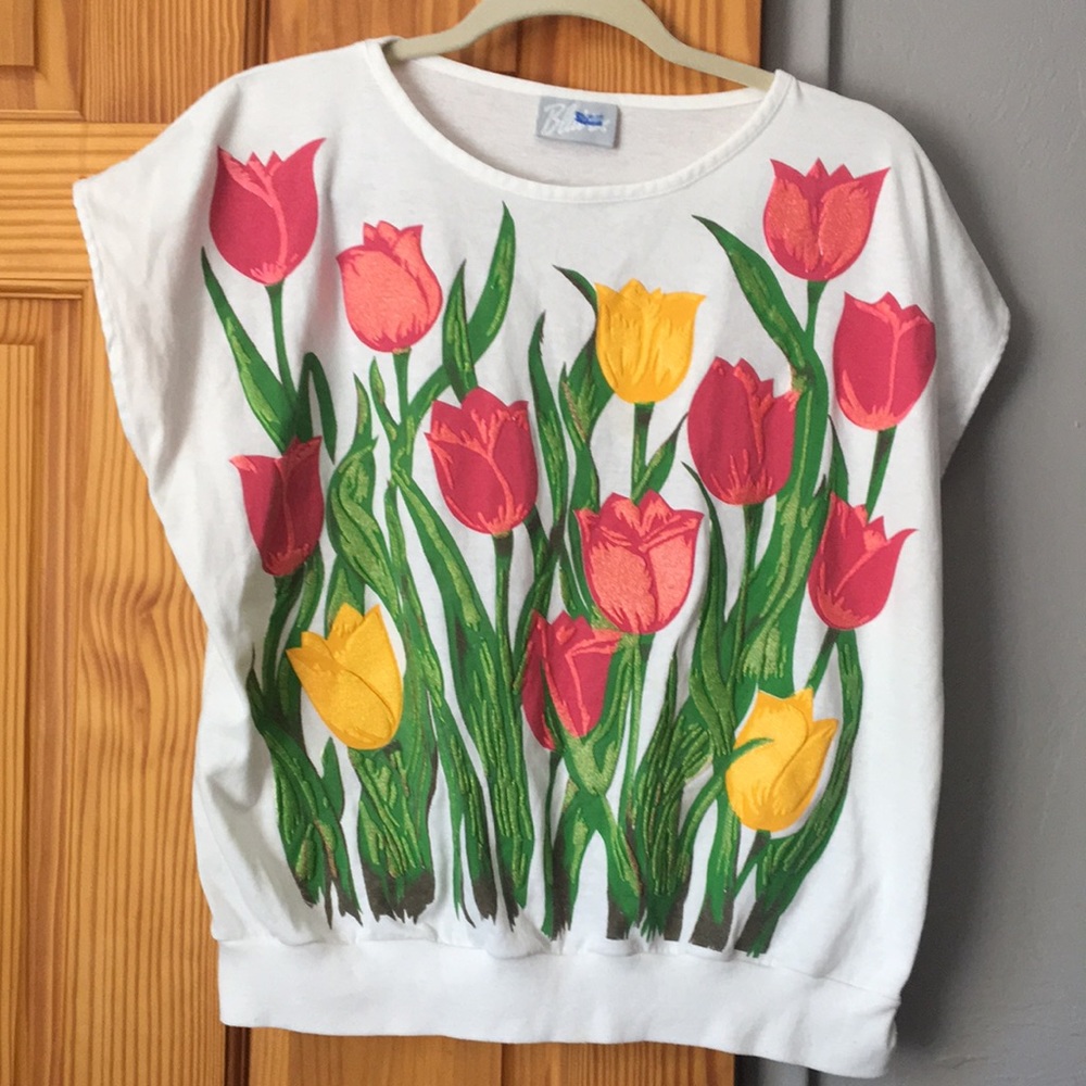 Vintage floral puffy paint tee, M